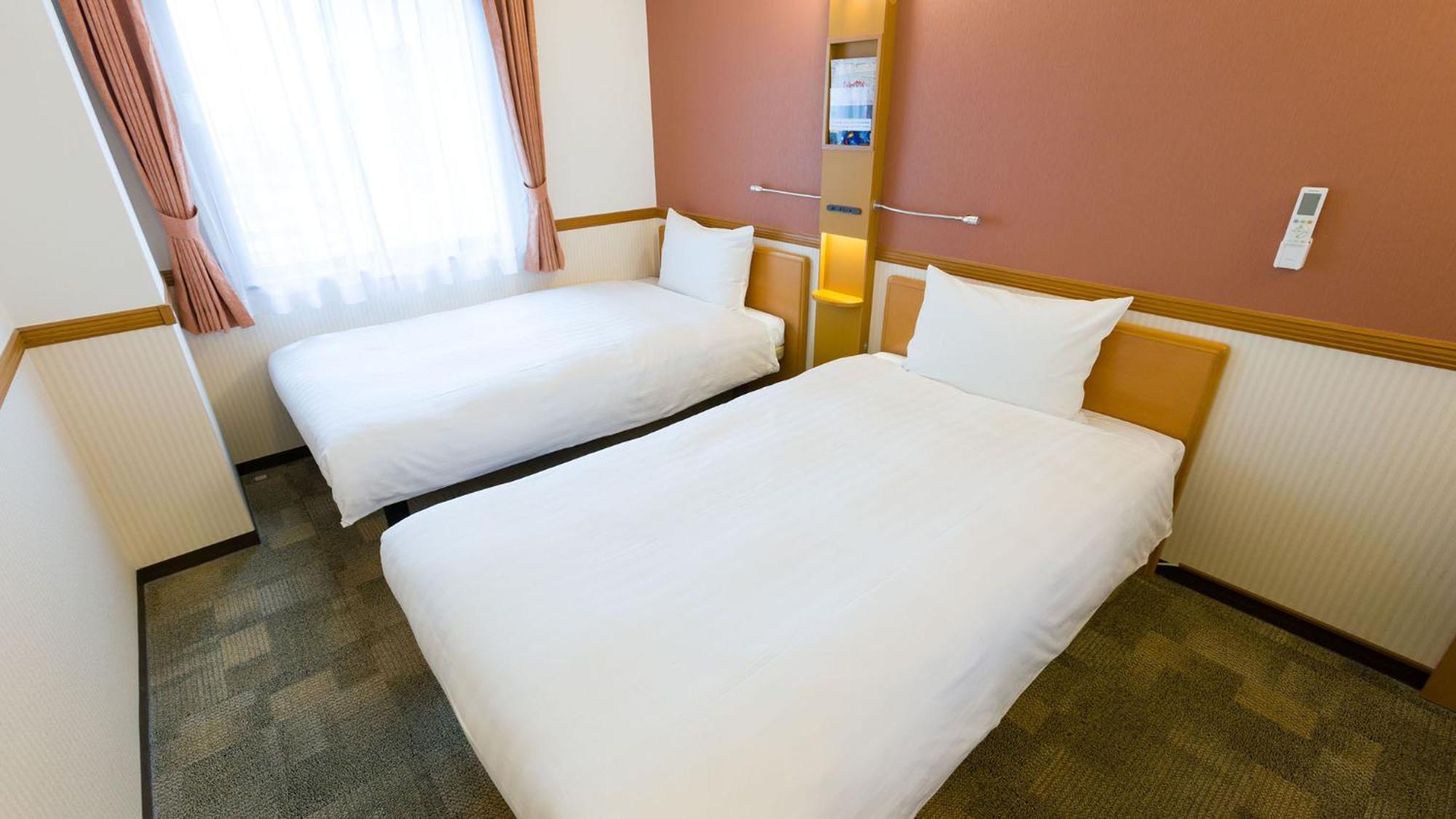 Toyoko Inn Osaka Namba Nishi Номер фото